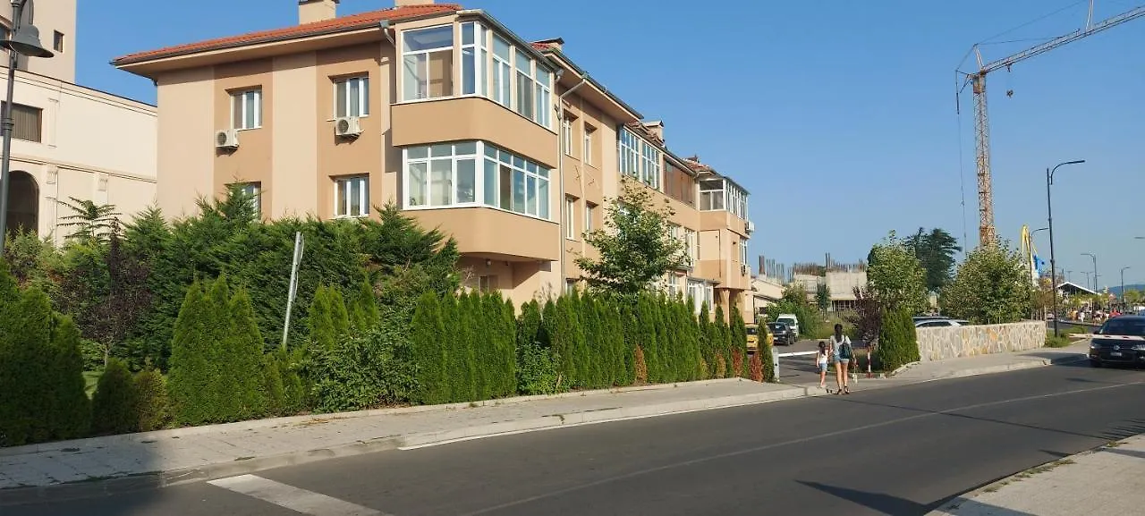 Black Sea View - Luxory Apartment By The Sea Burgas